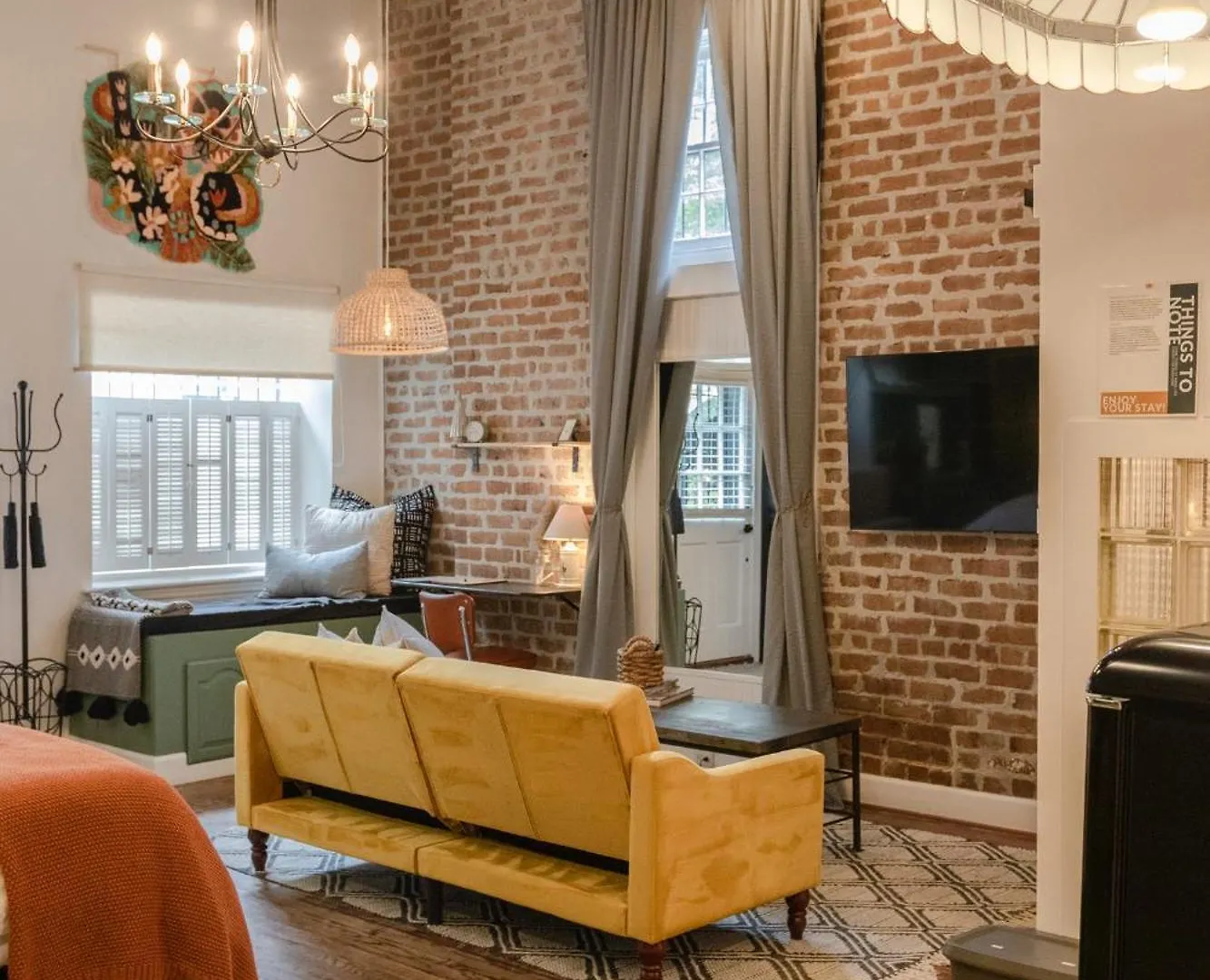 Historic Garden Studio, Steps From Pulaski Square Savannah